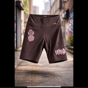 Nike Pro Standard MLB New York Yankees Biker Shorts Women’s L Brown